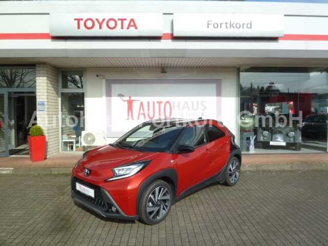Toyota Aygo (X) 4.832 km 17.190 &euro; Bielefeld 33689