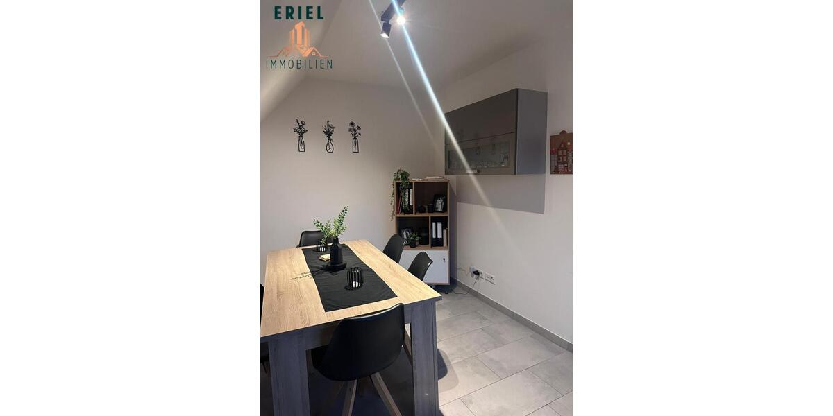 Moderne 3-Zimmer-Dachgeschoss-Wohnung inkl. neuer Einbauküche in Moormerland zur Vermietung !! 3 zimmer