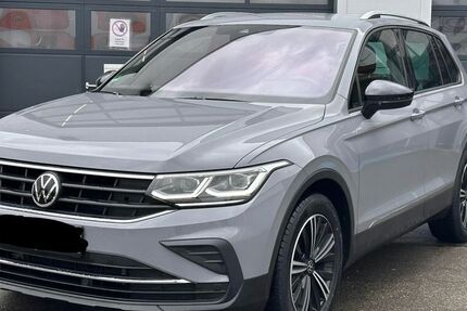 VW Tiguan 70.600 km 22.949 &euro; Bad Waldsee 88339
