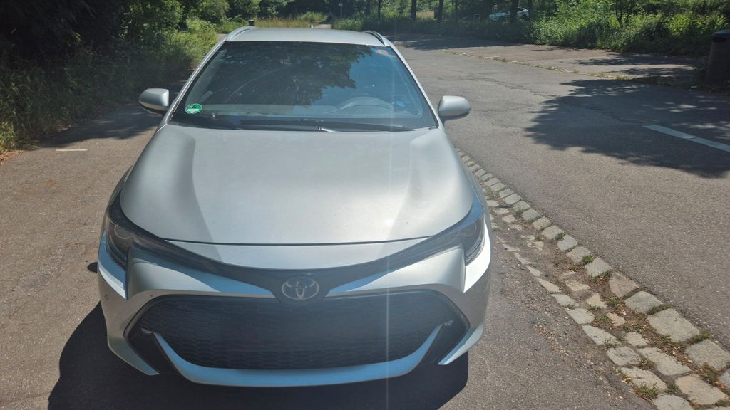 Toyota Corolla 195.000 km 19.700 &euro; Leonberg 71229