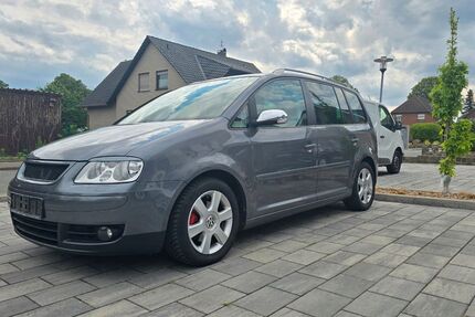 VW Touran 255.580 km 2.200 &euro; Bohmte 49163