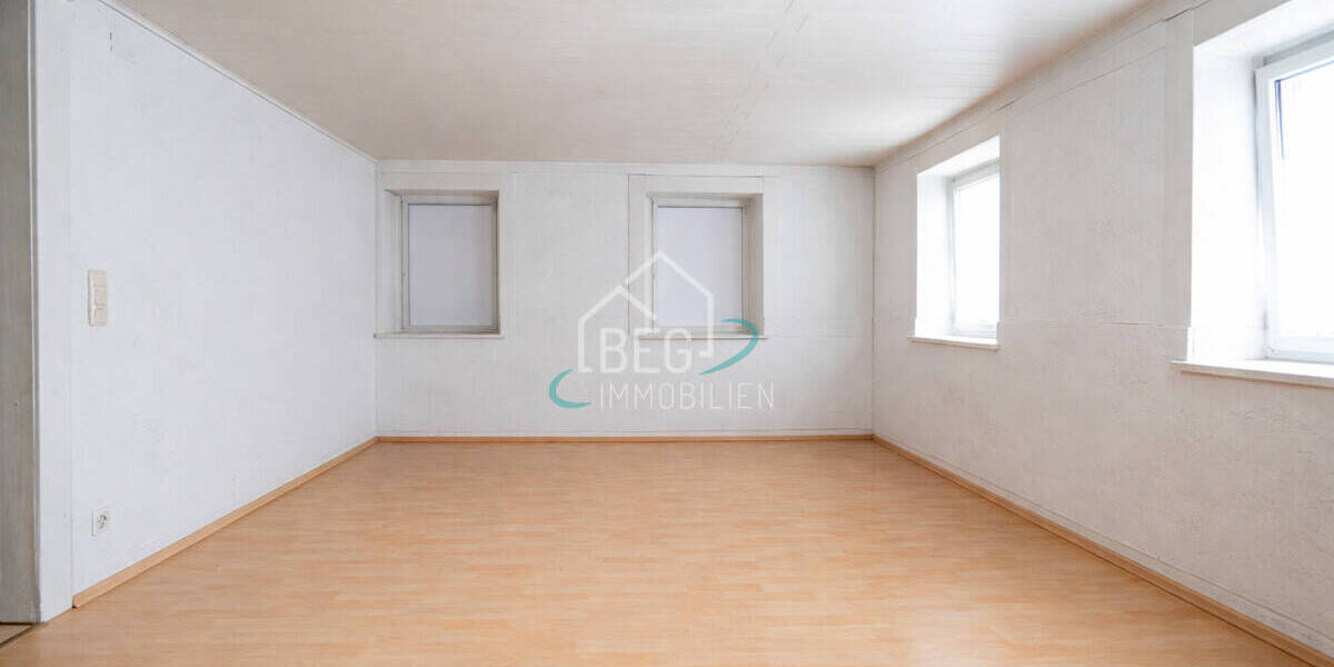 Mehrfamilienhaus, Wohnhaus Neuenstein / Neufels Neufels - 1 Zimmer, 306 m&sup2;, 399.000&euro; | Angebot:26242329