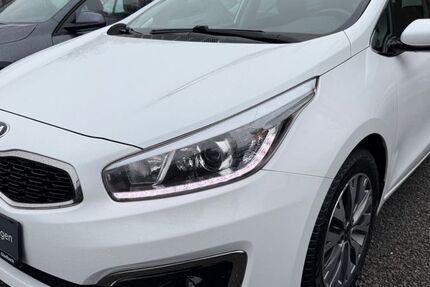 Kia ceed Sportswagon 218.368 km 5.490 &euro; Bergisch Gladbach 51467