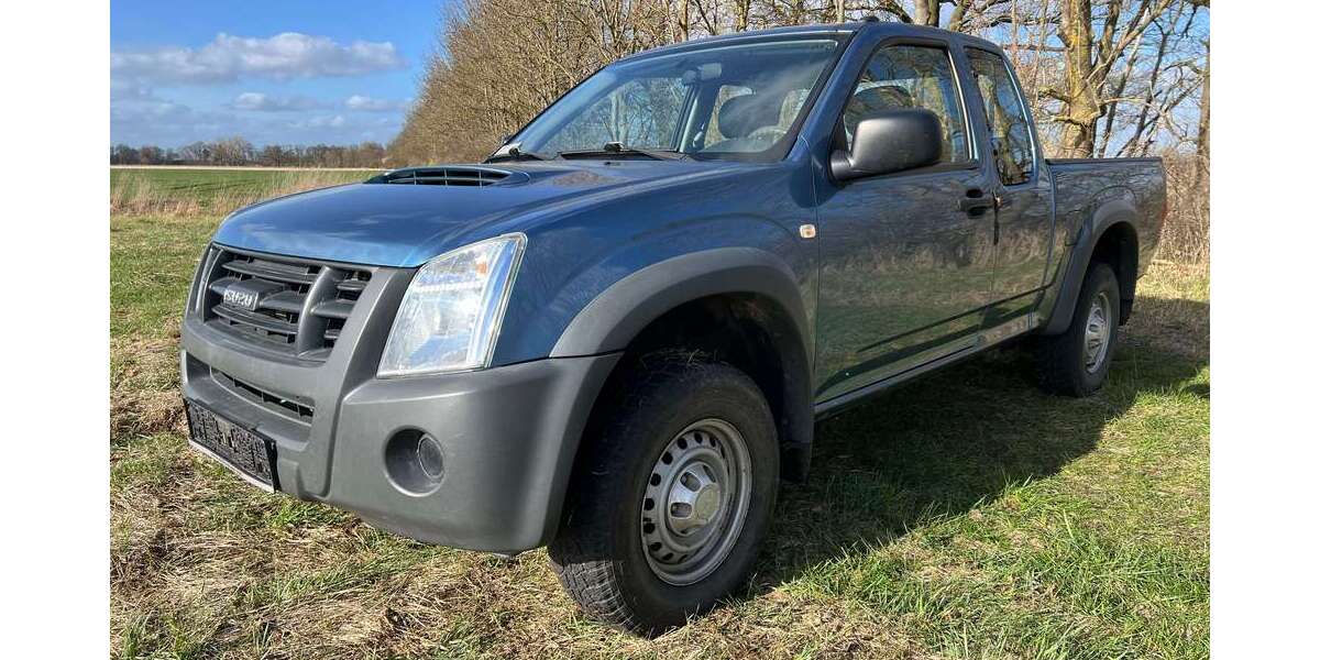 Isuzu D-Max 145.593 km 11.990 &euro; Stendal, Hansestadt 39576