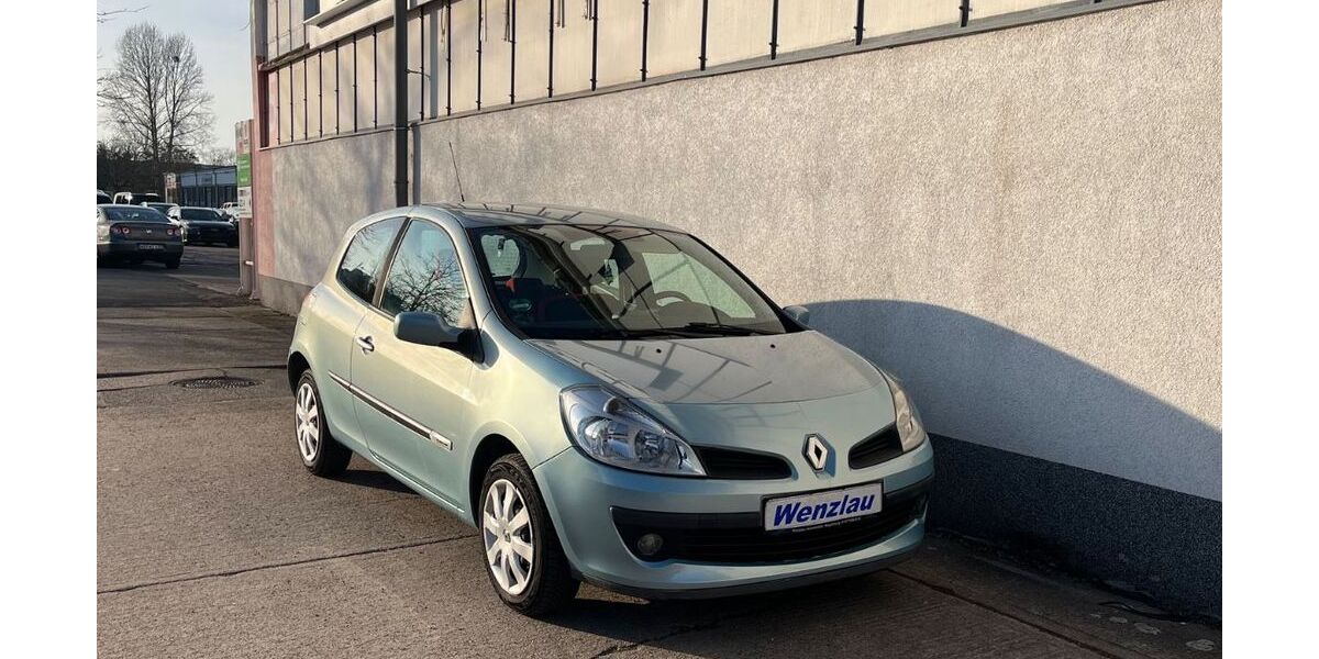Renault Clio 134.000 km 3.000 &euro; Magdeburg 39128
