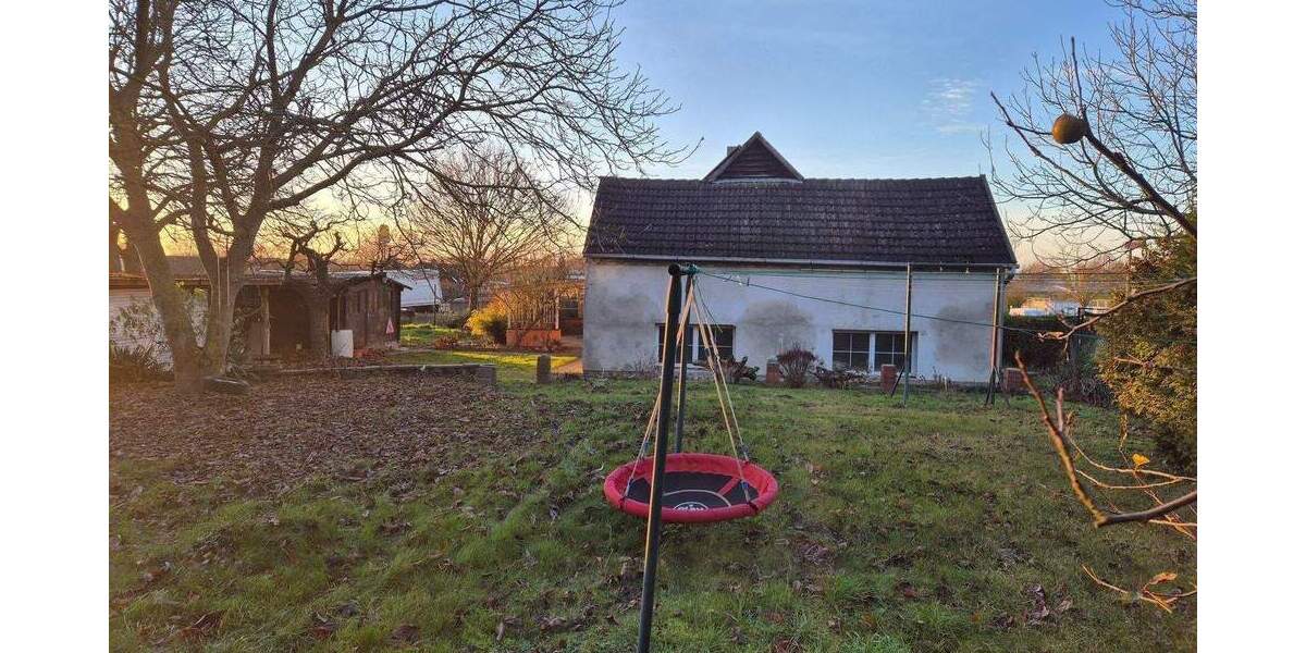 Wohnhaus mit großem Potenzial in Neubrandenburg 4 zimmer
