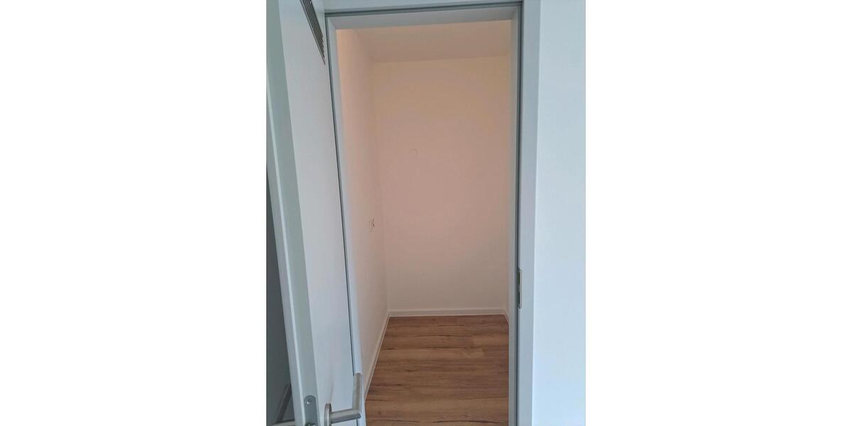 Etagenwohnung Ansbach - 2.5 Zimmer, 71 m&sup2;, 895&euro; | Angebot:26221440