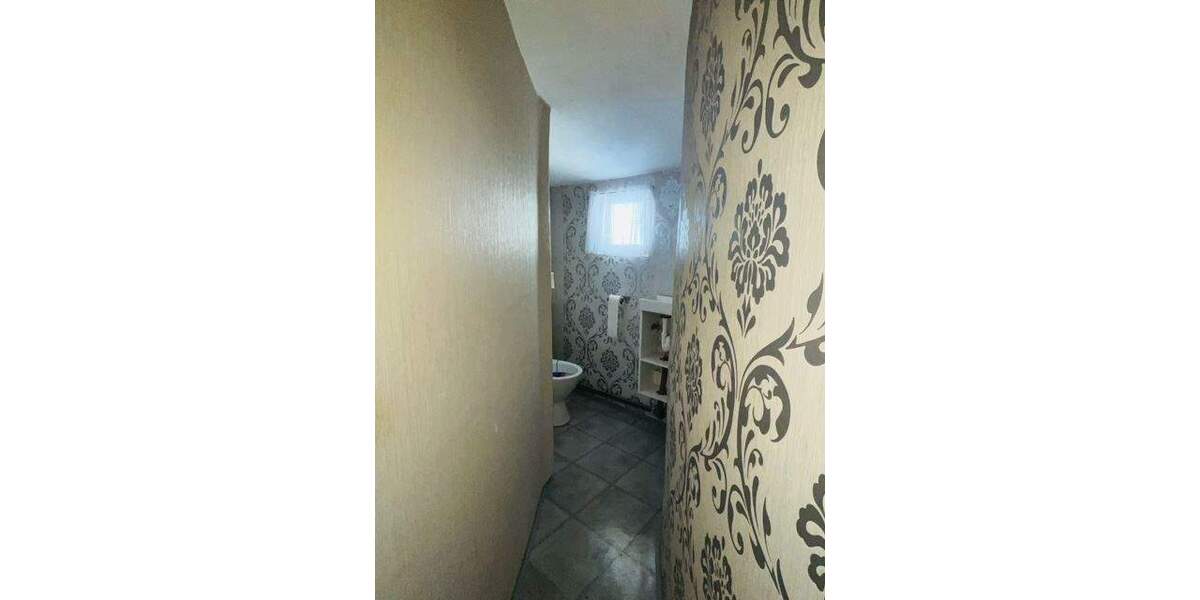 Mehrfamilienhaus, Wohnhaus Kirchheimbolanden - 6 Zimmer, 175 m&sup2;, 275.000&euro; | Angebot:25165407