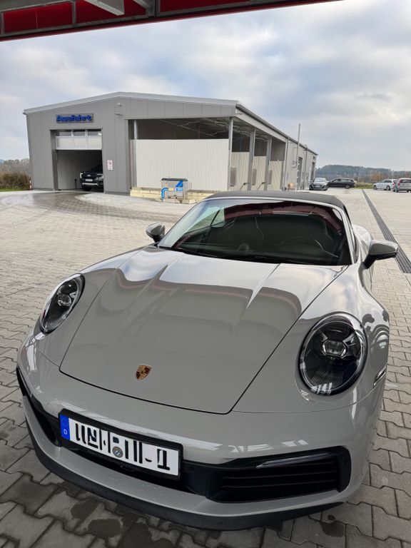 992
