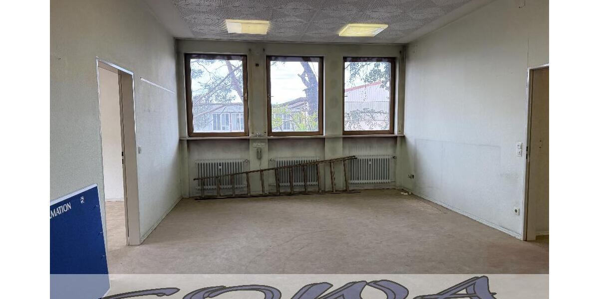 Wohnhaus mit Innenpool und Sauna in einer guten Lage in Gaimersheim, mit Gewerbefläche - Ein Objekt von Ihrem Immobilienpartner SOWA Immobilien und Finanzen 1 zimmer