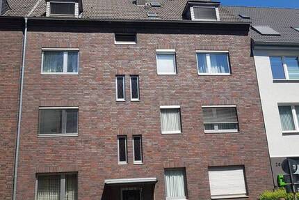 Wohnung Düsseldorf Wersten - 4 Zimmer, 127 m&sup2;, 1.150&euro; | Angebot:26702845