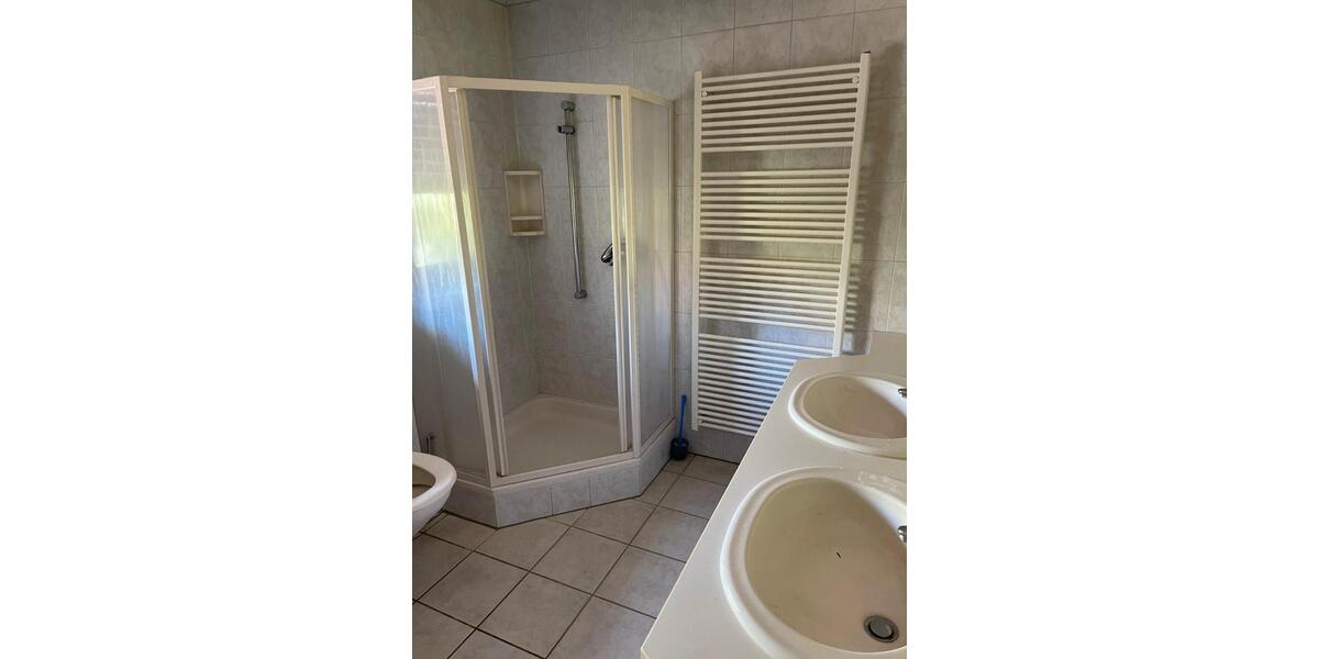 Erdgeschoßwohnung Marktredwitz - 3 Zimmer, 104 m&sup2;, 950&euro; | Angebot:26416418