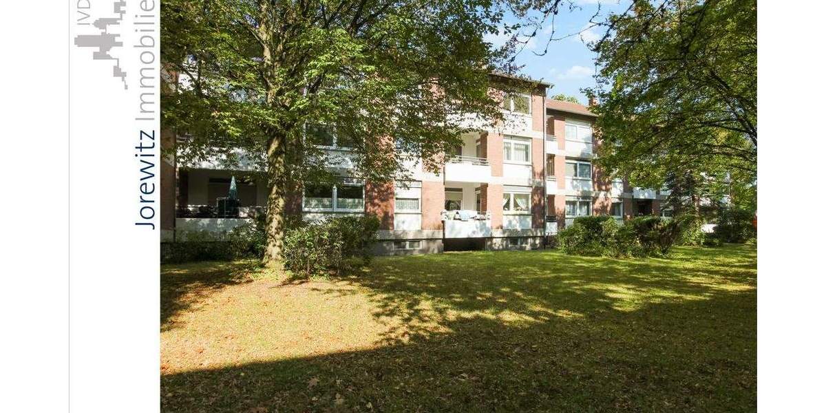 Helle, teilsanierte 3 Zimmer-Wohnung mit Sonnenbalkon und durchdachtem Grundriss in Bielefeld-Senne 3 zimmer