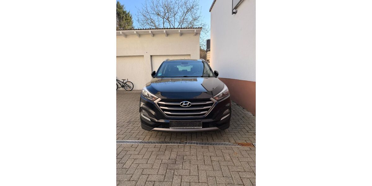 Hyundai TUCSON 238.481 km 8.000 &euro; Elsenfeld 63820