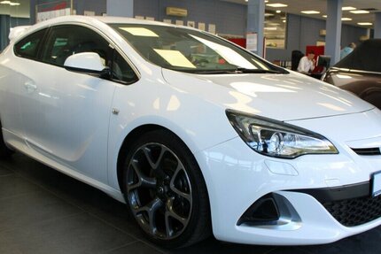 Opel Astra OPC