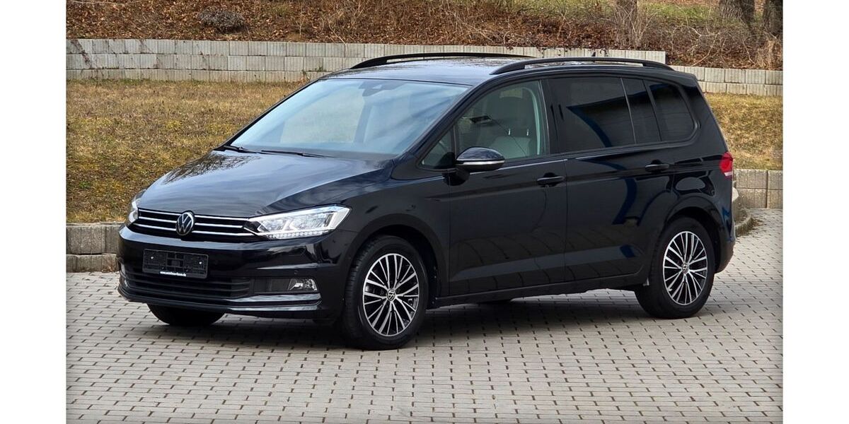 VW Touran 42.450 km 33.480 &euro; Kürnbach 75057