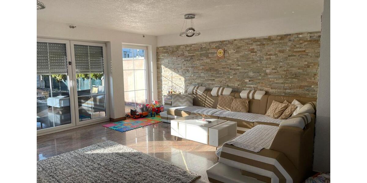 Doppelhaushälfte Bad Rappenau - 8 Zimmer, 213 m&sup2;, 520.000&euro; | Angebot:27050149