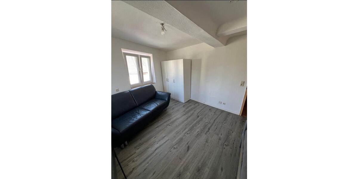 Etagenwohnung Marbach am Neckar - 3 Zimmer, 48 m&sup2;, 490&euro; | Angebot:25477851