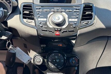 Ford Fiesta 85.000 km 7.480 &euro; XANTEN 46509