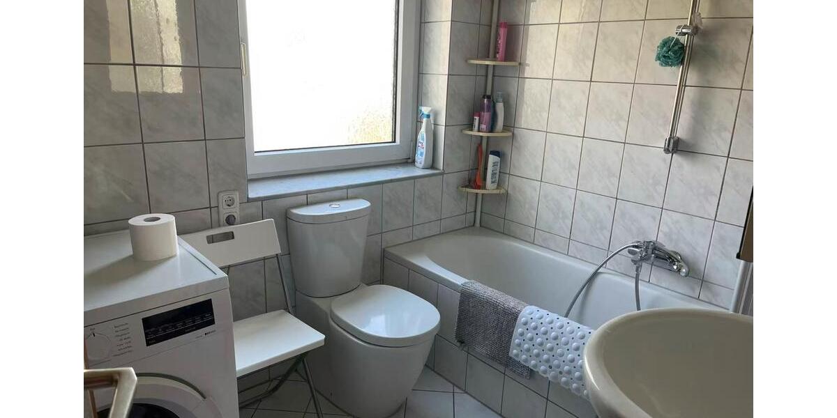 Etagenwohnung Würzburg Dürrbachau - 5 Zimmer, 107 m&sup2;, 1.650&euro; | Angebot:26115387