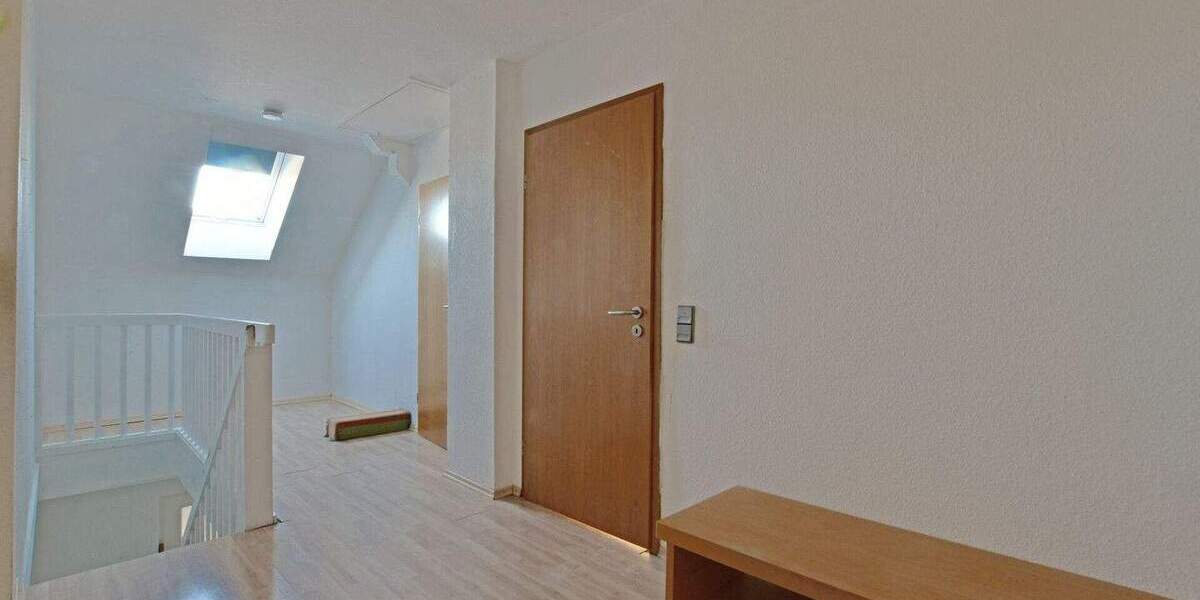 Reihenendhaus Hessisch Lichtenau - 7 Zimmer, 226 m&sup2;, 230.000&euro; | Angebot:26432911