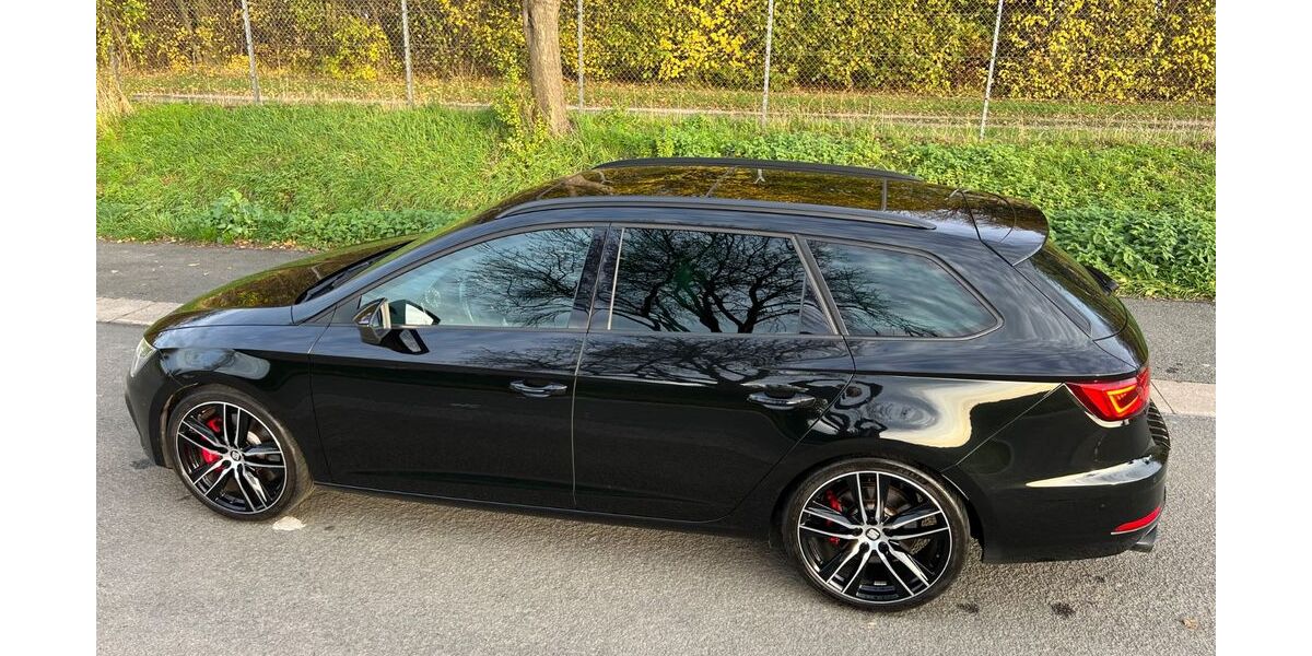 Seat Leon 99.000 km 18.500 &euro; Dortmund 44319