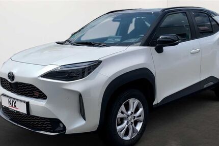 Toyota Yaris Cross 9.500 km 34.900 € Petersberg 36100