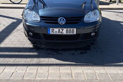 VW Golf 157.000 km 3.200 &euro; Regensburg 93055