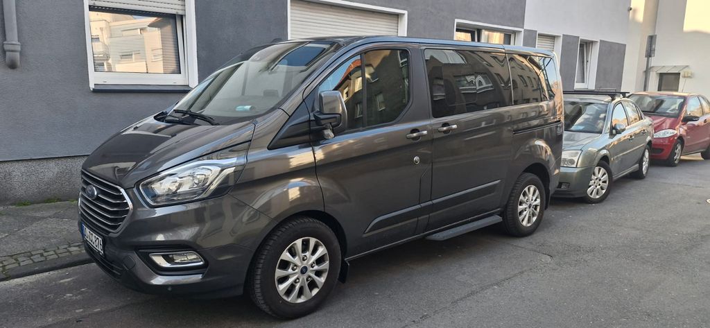 Ford Tourneo Custom 105.000 km 27.400 &euro; Dortmund 44135