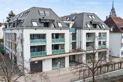 Einzelhandel in Friedrichshafen 2.249.100 € 444 m² zimmer