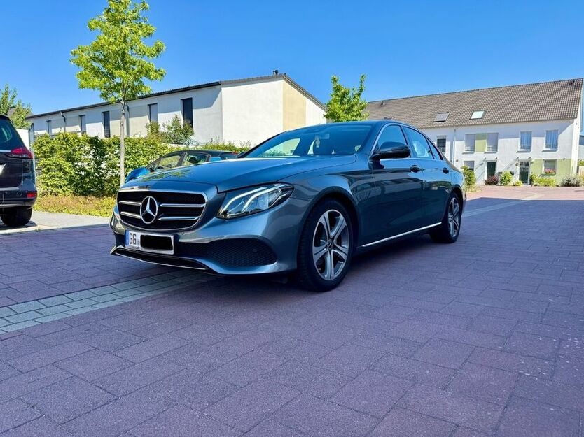 E 220