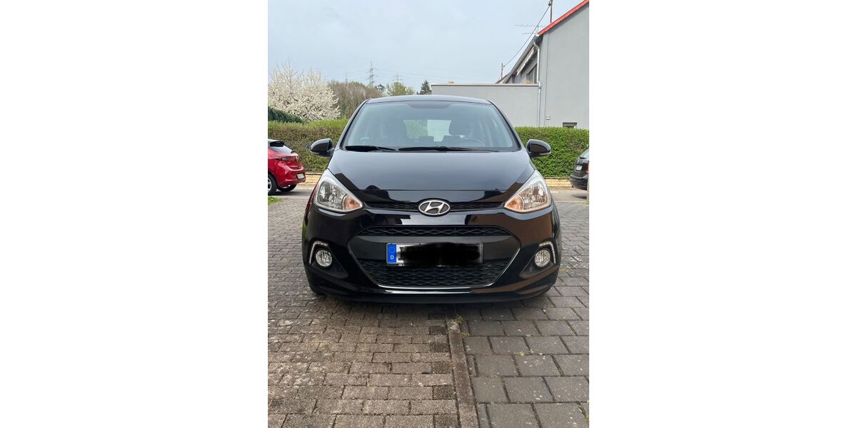 Hyundai i10 92.000 km 5.900 &euro; Saarbrücken 66130