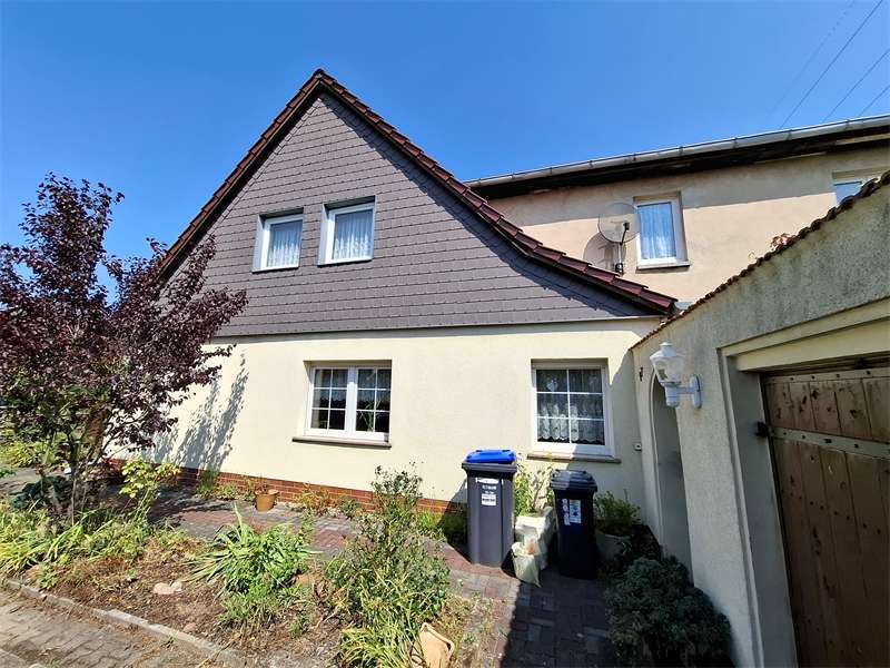 Haus zum Kaufen in Brandenburg 245.000 € 134.5 m² 5 zimmer