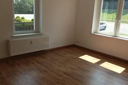 Wohnung Ebersbach-Neugersdorf Neugersdorf - 2 Zimmer, 50 m&sup2;, 250&euro; | Angebot:25367858