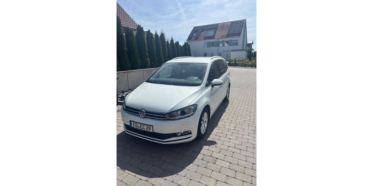 VW Touran 120.900 km 19.500 &euro; Hünfeld 36088