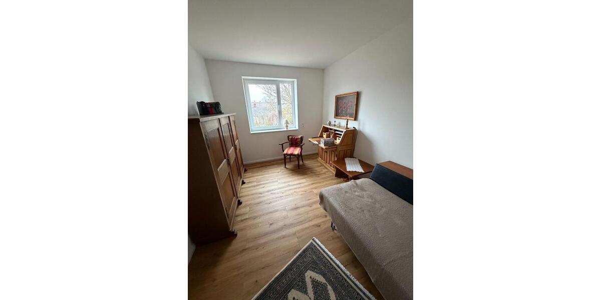 Etagenwohnung Vechelde - 3 Zimmer, 90 m&sup2;, 330.000&euro; | Angebot:24283274