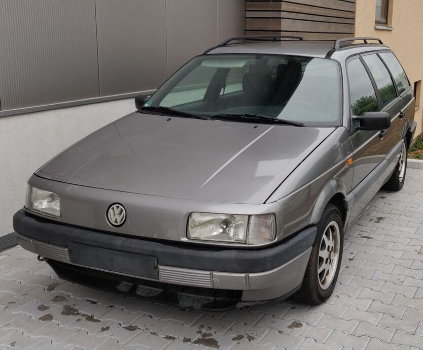 VW Passat 254.000 km 1.499 € Leingarten 74211