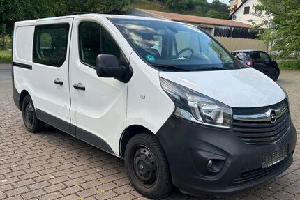 Opel Vivaro 181.000 km 10.799 &euro; schönau 69250