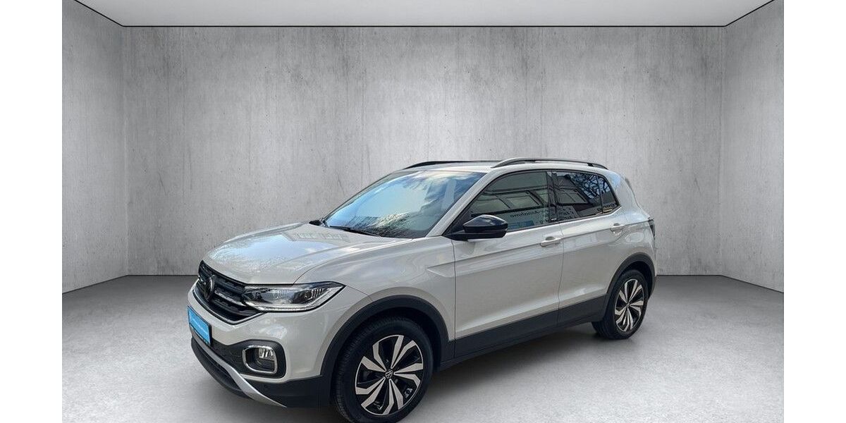 VW T-Cross 15.221 km 27.690 &euro; Hamburg 22399