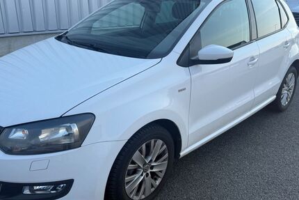 VW Polo 112.800 km 7.599 &euro; Mönchengladbach 41065