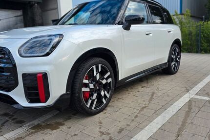 Mini John Cooper Works Countryman 8.600 km 42.500 &euro; Vilshofen 94474