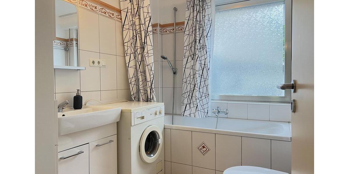 Möblierte 4-Zimmer-Doppelhaushälfte mit gepflegtem Garten in Köln-Lövenich 4 zimmer