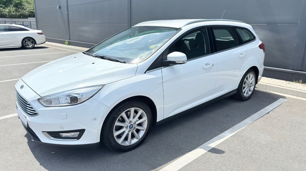 Ford Focus 191.000 km 8.550 &euro; Duisburg 47137