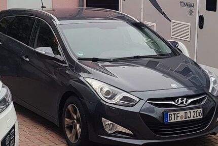 Hyundai i40 202.337 km 5.300 &euro; Bitterfeld 06749