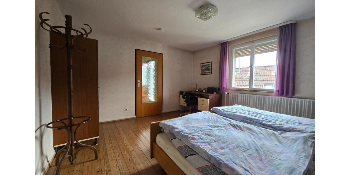 Bauernhaus, Landhaus Bad Mergentheim - 8 Zimmer, 221 m&sup2;, 196.000&euro; | Angebot:25126407