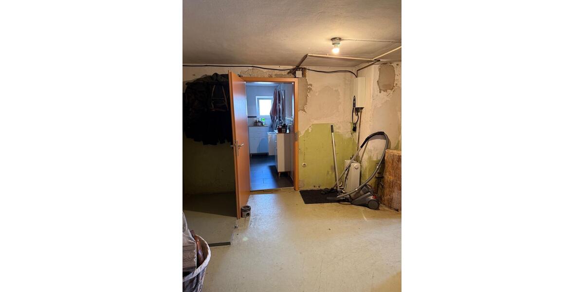 Doppelhaushälfte Haiger - 5 Zimmer, 166 m&sup2;, 70.000&euro; | Angebot:26483564