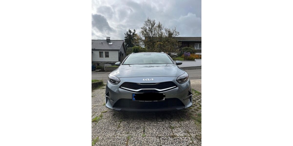 Kia ceed Sportswagon 57.000 km 16.500 &euro; Aachen 52076