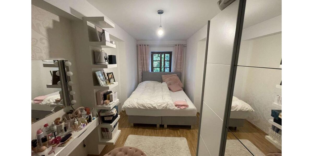 Etagenwohnung Röhrmoos - 3 Zimmer, 78 m&sup2;, 1.240&euro; | Angebot:25512894