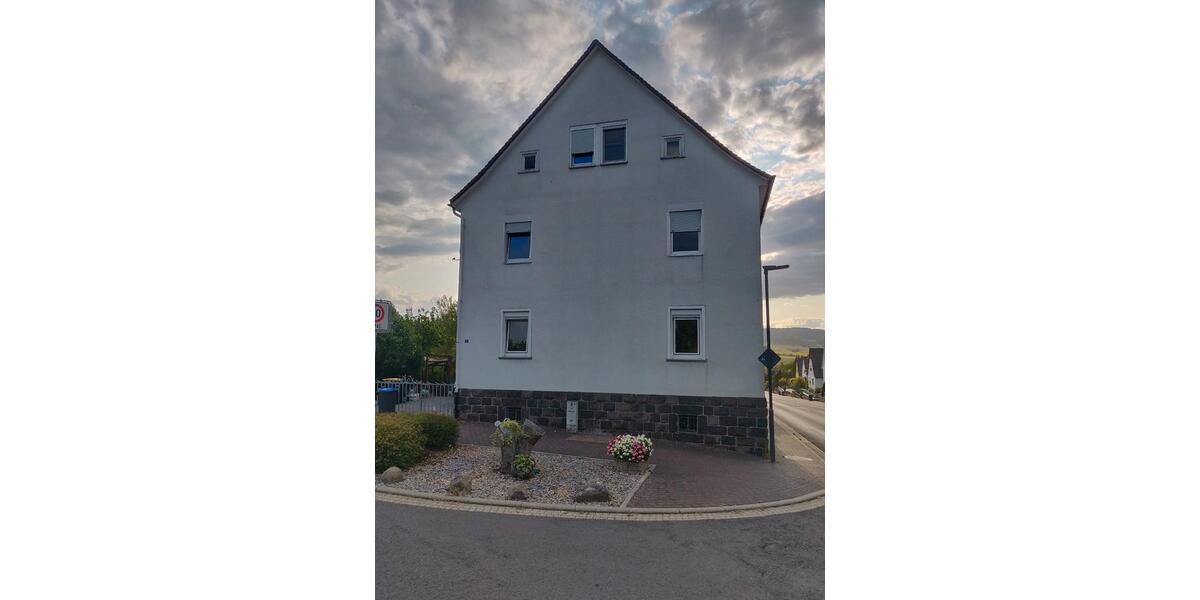 Mehrfamilienhaus, Wohnhaus Homberg (Ohm) - 9 Zimmer, 210 m&sup2;, 295.000&euro; | Angebot:27278211