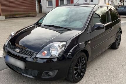 Ford Fiesta 112.000 km 3.700 &euro; Backnang 71522